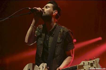 Liam Fray on stage with The Courteeners, December 2013 (Photo: Andy Crossland for Live4ever)