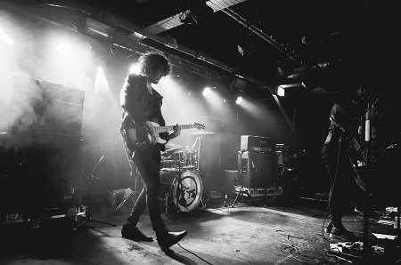 The Libertines' Carl Barat performing with new band The Jackals (Photo: Niall Lea for Live4ever)