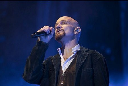 Tim Booth, James (Photo: Gary Mather for Live4ever)