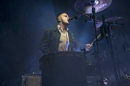 Slaves on the 2015 NME Awards tour (Photo: Gary Mather for Live4ever)
