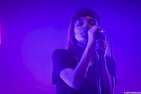 Chvrches (Photo: Andy Crossland for Live4ever)
