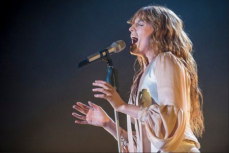 Florence & The Machine @ Sheffield Arena (Photo: Gary Mather for Live4ever Media)