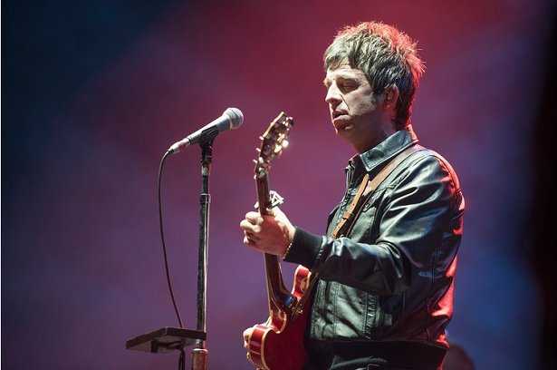 Noel Gallagher's High Flying Birds @ Liverpool Echo Arena. April 2016. (Photo: Gary Mather for Live4ever Media)