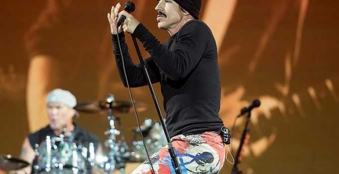 Red Hot Chili Peppers lead first announcement for NOS Alive 2021