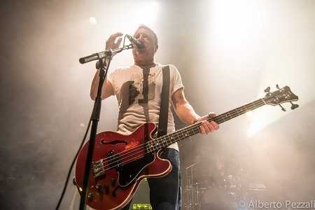 Peter Hook performing the Joy Division, New Order 'Substance' albums in London (Photo: Alberto Pezzali for Live4ever)
