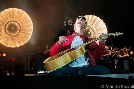 Richard Ashcroft at the O2 Arena on December 9th, 2016 (Alberto Pezzali for Live4ever)