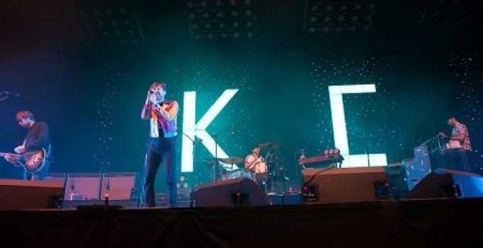 Kaiser Chiefs take top spot on UK Record Store Chart with Duck