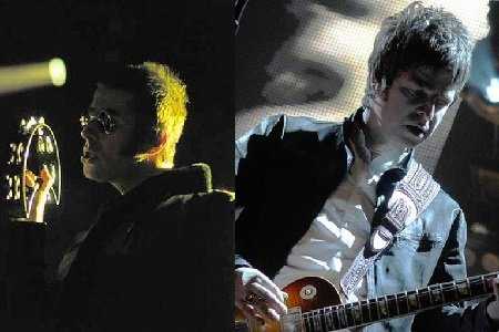 Liam and Noel Gallagher live with Oasis in New York (Photos: Paul Bachmann for Live4ever Media)