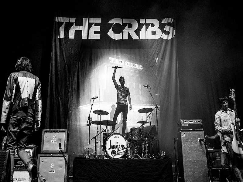 The Cribs live at Leeds Arena celebrating Men’s Needs, Women’s Needs, Whatever (Gary Mather / Live4ever)