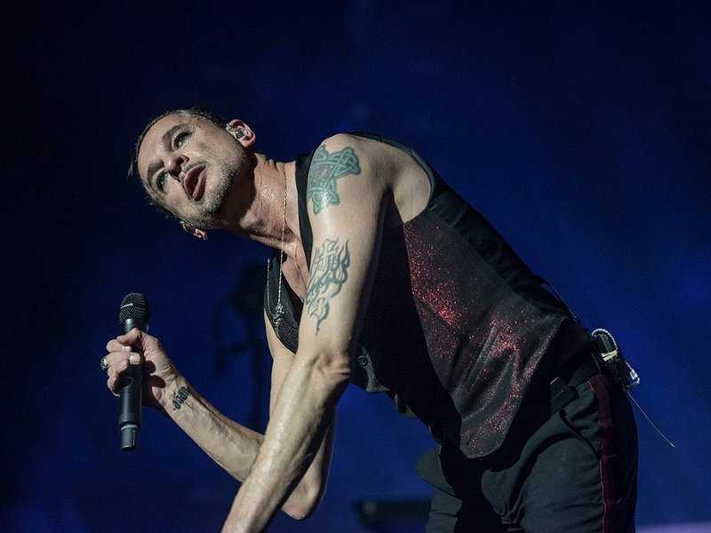 Depeche Mode performing in Birmingham (Gary Mather / Live4ever)