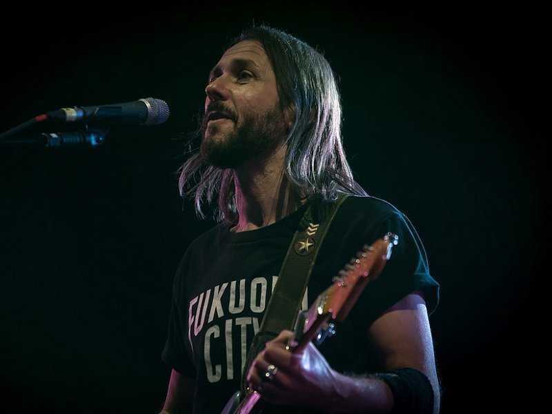 Feeder performing at the Brixton Academy in London (Alberto Pezzali / Live4ever)