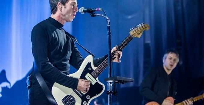 Noel Gallagher leads UK Vinyl Singles Chart with It’s A Beautiful World