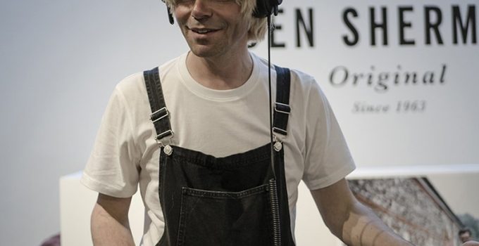 Tim Burgess announces new EP Ascent Of The Ascended