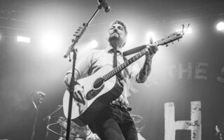 Photo of Frank Turner live at the Victoria Warehouse, Manchester (Gary Mather for Live4ever)