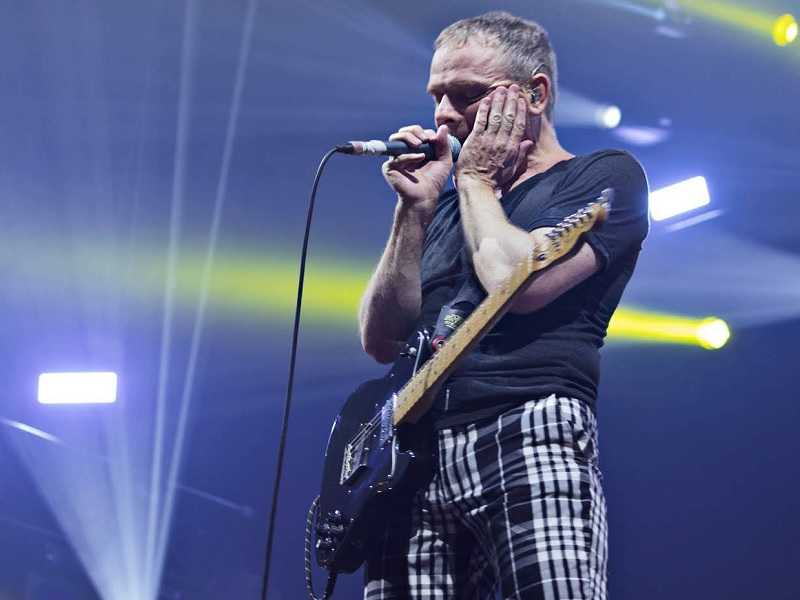 Belle And Sebastian at Pitchfork Paris 2019 (Jessica Bartolini for Live4ever)