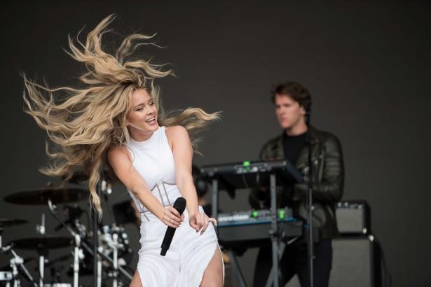 Zara Larsson (Gary Mather for Live4ever)
