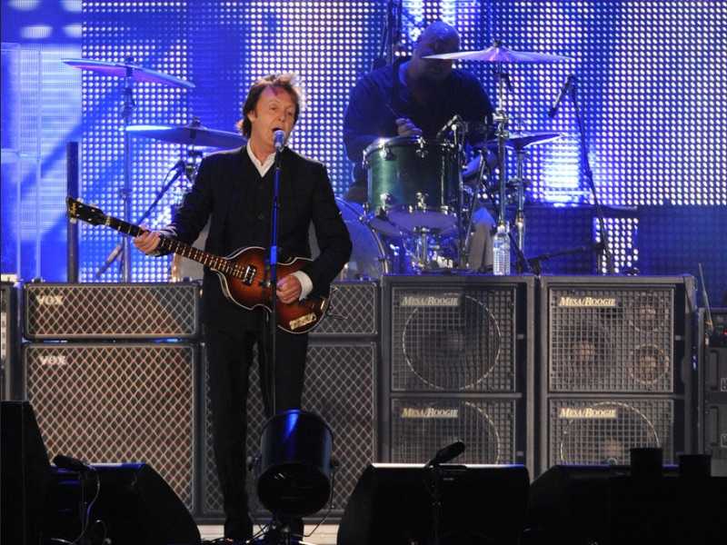 Sir Paul McCartney live at Citifield , NYC (Paul Bachmann for Live4ever)