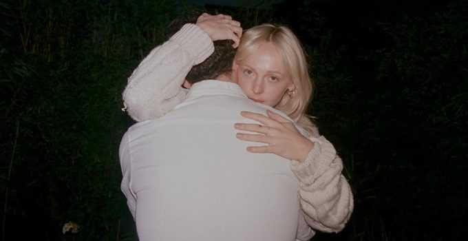Laura Marling announces UK tour for October