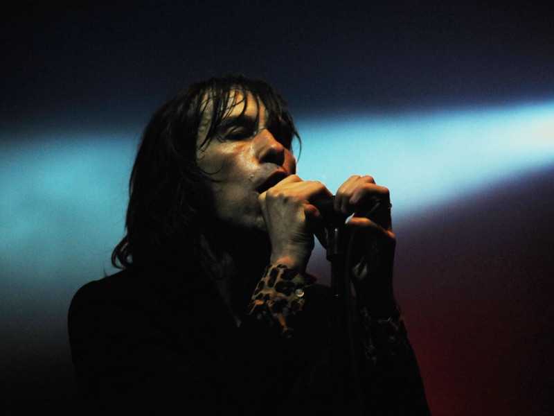 Bobby Gillespie performing with Primal Scream @ Webster Hall, NYC (Photo: Paul Bachmann for Live4ever)