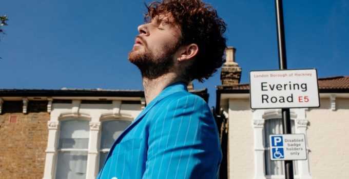 Tom Grennan leads UK Record Store Chart with Evering Road