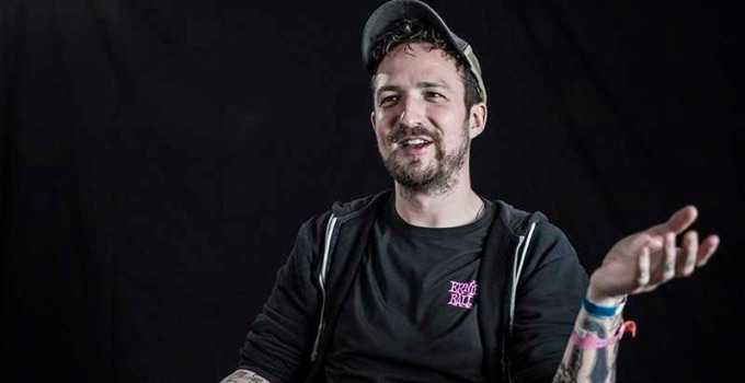 Frank Turner at number one on the UK Record Store Chart