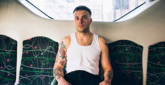 Live4ever Interview: Slaves’ Isaac Holman on his winding road to Baby Dave solo debut