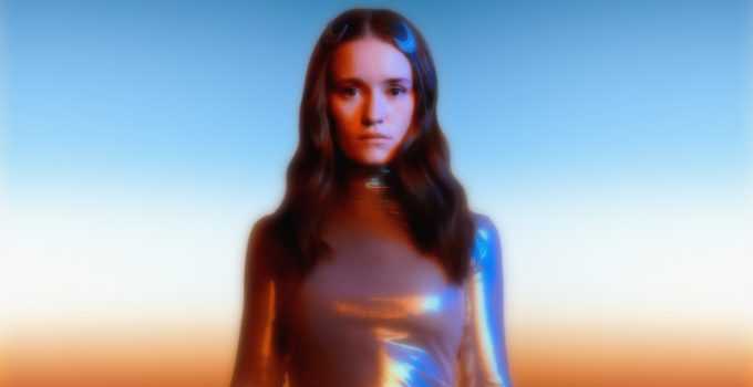 Sigrid at number one on UK Record Store Chart