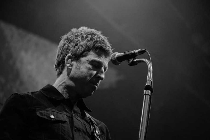 Photo of Noel Gallagher performing with the High Flying Birds at Kenwood House, June '22 (Alessandro Gianferrara for Live4ever)