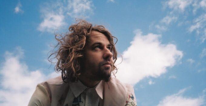 Kevin Morby announces new collection More Photographs (A Continuum)