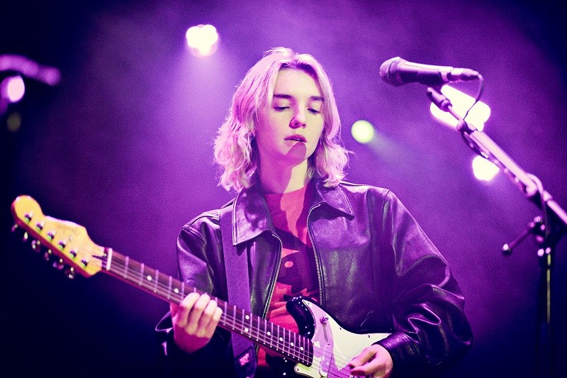 Photo of The Japanese House playing New Century in Manchester (Jessica Bartolini)