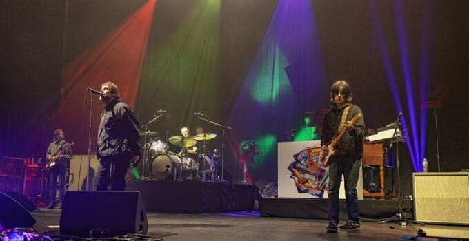 Liam Gallagher And John Squire @ Kentish Town Forum, London: Live Review
