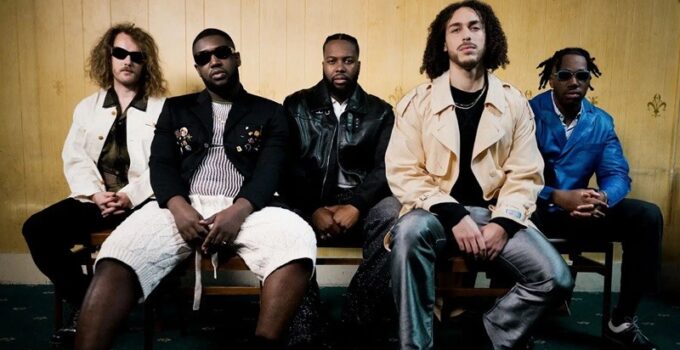 Ezra Collective, Greentea Peng share Helicopters from HELP(2) album