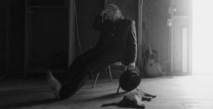 Justin Vernon launches Bon Iver archival series Volumes with new live album