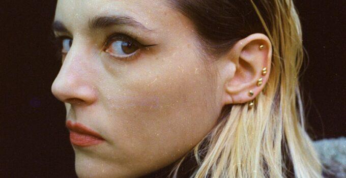 Jehnny Beth announces March UK, European tour