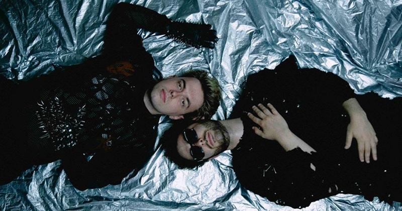 A photo of the band Chalk