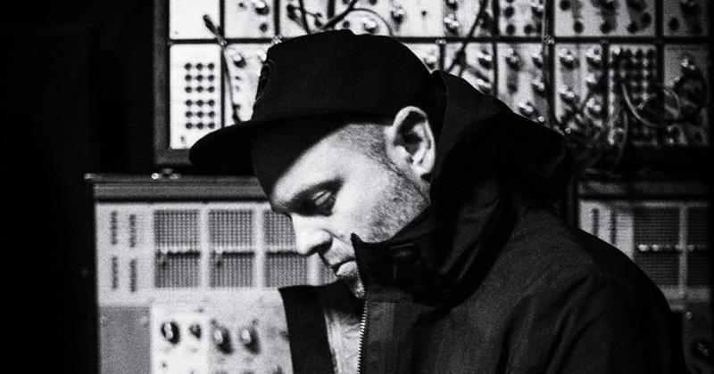 Uncredited press photo of DJ Shadow