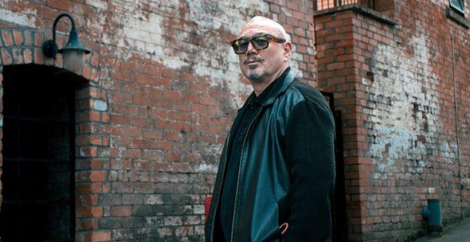 Huey Morgan details UK tour on 30th anniversary of  Fun Lovin Criminals’ debut album