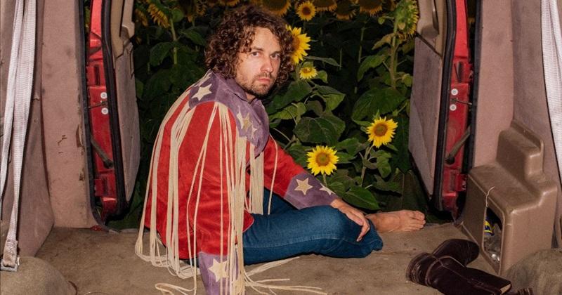 A photo of Kevin Morby 