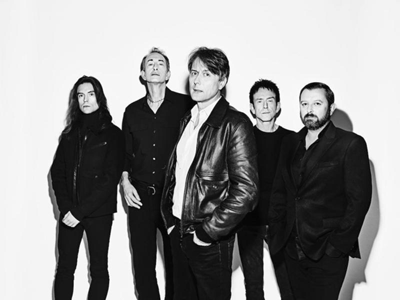 A photo of the band Suede