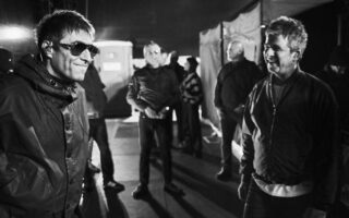 A photo of the band oasis