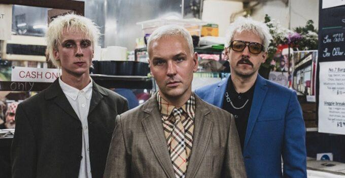 The ordinary boys mark 20th anniversary with new single peer pressure